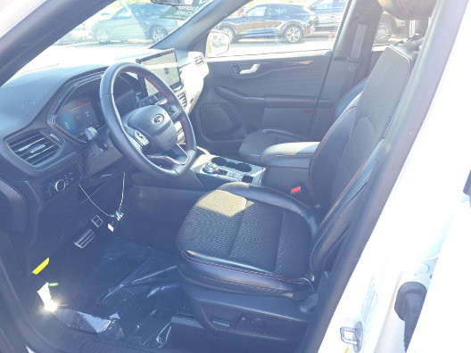 Used 2024 Ford Escape ST-Line w/ Tech Pack #1 AWD/4WD image 7