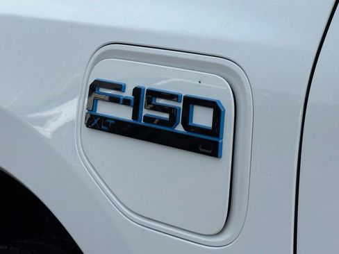 New 2025 Ford F150 Lightning XLT AWD/4WD image 8
