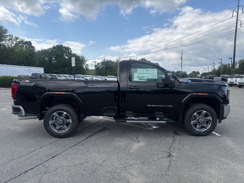 New 2025 GMC Sierra 2500 SLE w/ SLE Convenience Package image 7