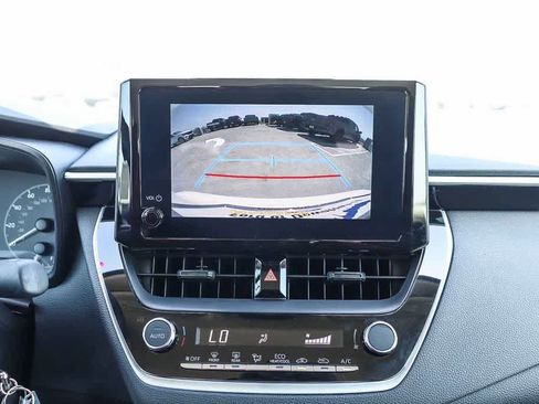 Used 2025 Toyota Corolla LE FWD image 25