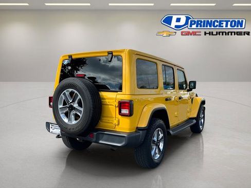 Used 2020 Jeep Wrangler Unlimited Sahara w/ Uconnect 4C Nav & Sound Group image 8