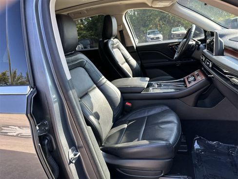 Used 2024 Lincoln Aviator Reserve image 14
