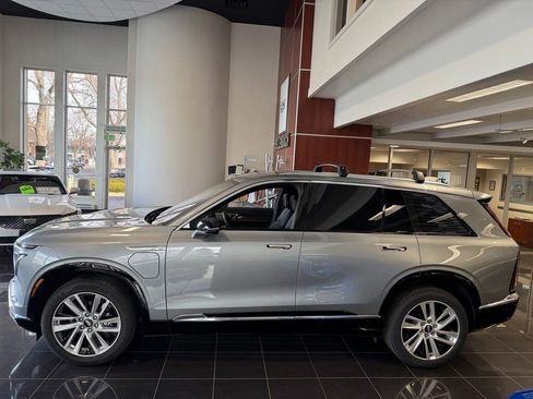 New 2026 Cadillac Vistiq Luxury image 4