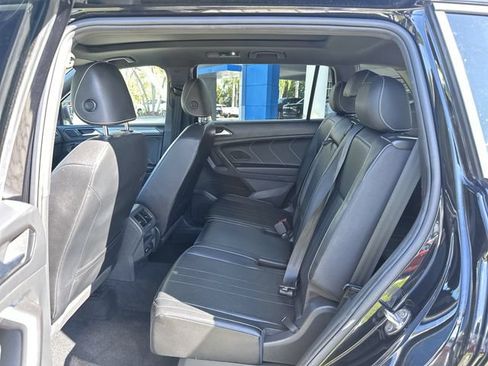Used 2022 Volkswagen Tiguan SE R-Line FWD image 27