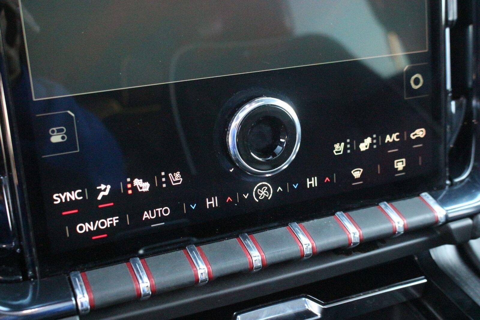 Used 2025 GMC Yukon AT4 Ultimate AWD/4WD image 29