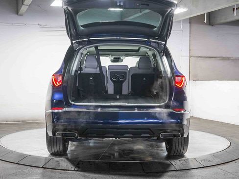 Used 2023 Acura MDX SH-AWD w/ Advance Package image 30