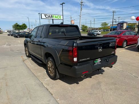 Used 2021 Honda Ridgeline Sport image 9