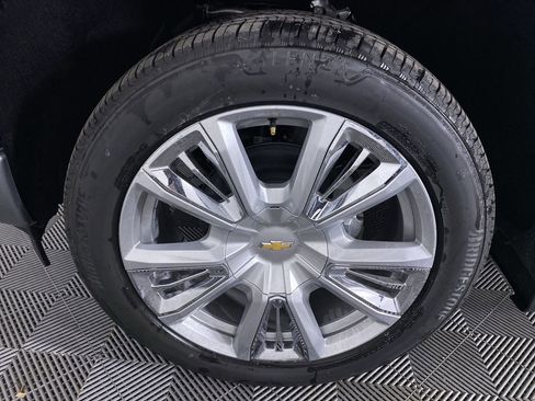 New 2026 Chevrolet Silverado 1500 High Country AWD/4WD image 17