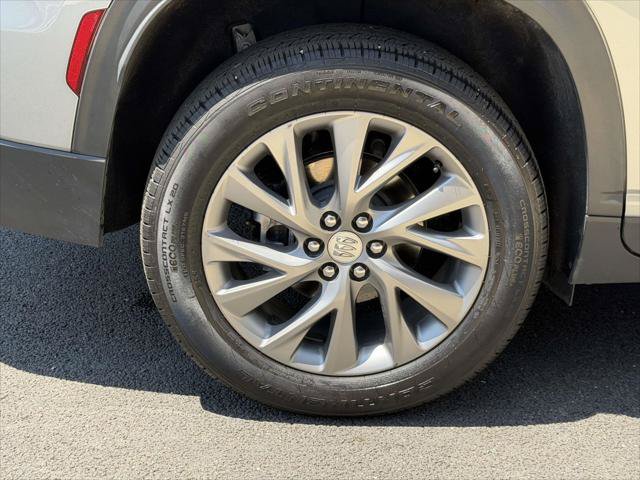 Used 2026 Buick Enclave Preferred w/ Power Package AWD/4WD image 9