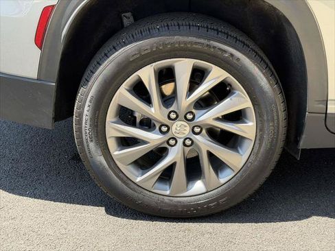 Used 2026 Buick Enclave Preferred w/ Power Package AWD/4WD image 9