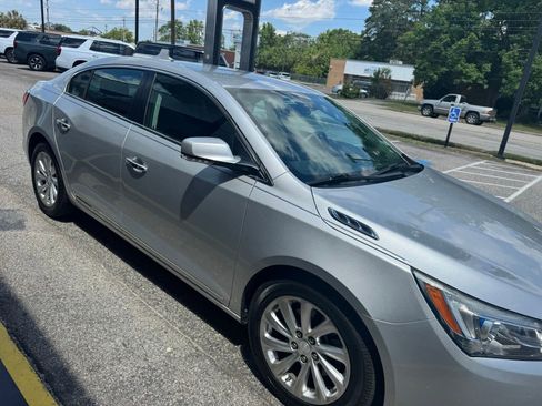 Certified 2015 Buick LaCrosse Leather FWD image 5