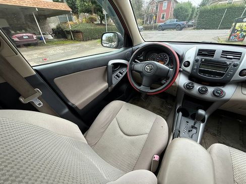 Used 2006 Toyota RAV4 4WD image 19