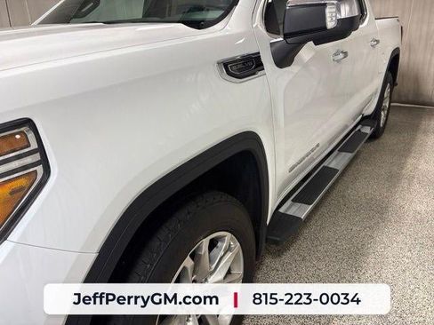 Used 2021 GMC Sierra 1500 SLT w/ SLT Premium Package AWD/4WD image 11