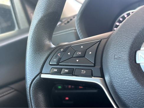 Used 2024 Nissan Sentra SV w/ Trunk Package image 14