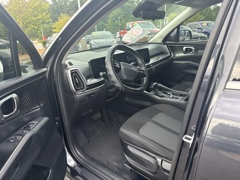 Certified 2026 Kia Sorento LX FWD image 4