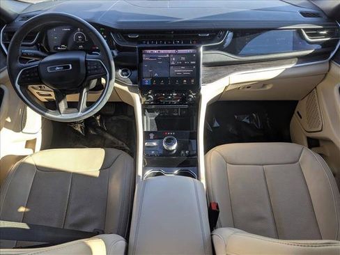 Used 2022 Jeep Grand Cherokee Limited 4xe w/ Luxury Tech Group II image 18