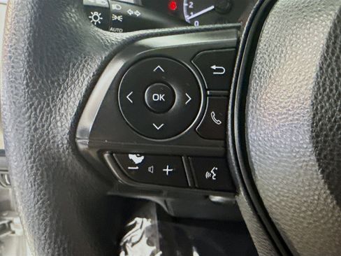 Used 2021 Toyota Corolla L FWD image 14