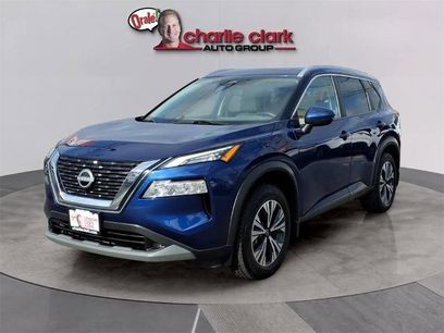 Certified 2022 Nissan Rogue SV w/ SV Premium Package