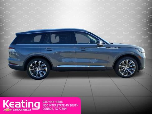 Used 2025 Lincoln Aviator Reserve w/ Illumination Package RWD image 4