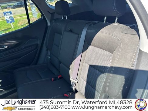 Certified 2024 GMC Terrain SLE w/ Driver Convenience Package FWD image 13