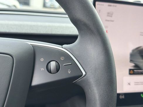 Used 2025 Tesla Model 3 RWD image 18