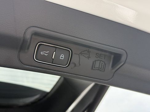 Certified 2025 Ford Explorer ST-Line AWD/4WD image 14