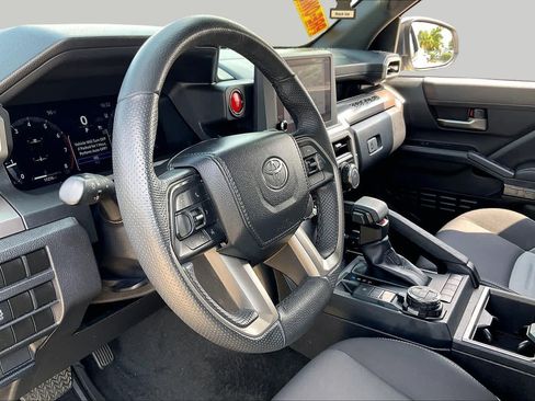 Used 2024 Toyota Tacoma TRD Off-Road AWD/4WD image 18