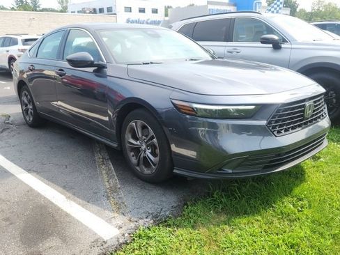 Used 2023 Honda Accord EX image 1