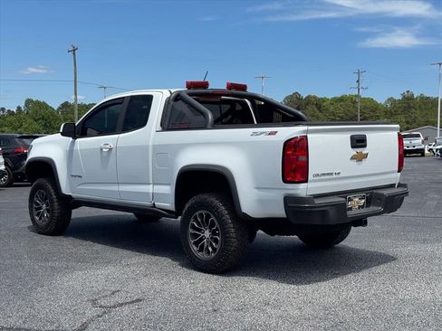 Used 2017 Chevrolet Colorado ZR2 w/ LPO, Premium Interior Package AWD/4WD image 5