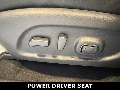 Used 2023 Nissan Murano SL w/ SL Moonroof Package image 23