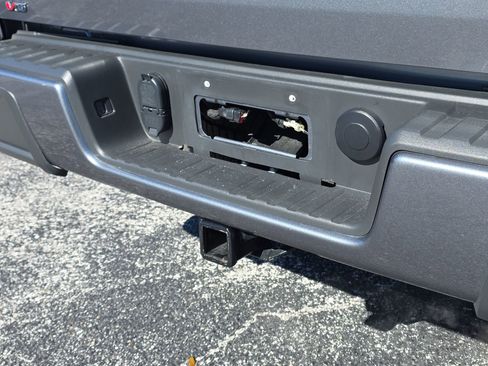 Used 2022 GMC Canyon Elevation w/ Trailering Package image 10