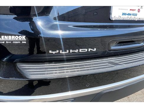 Used 2022 GMC Yukon XL Denali AWD/4WD image 39