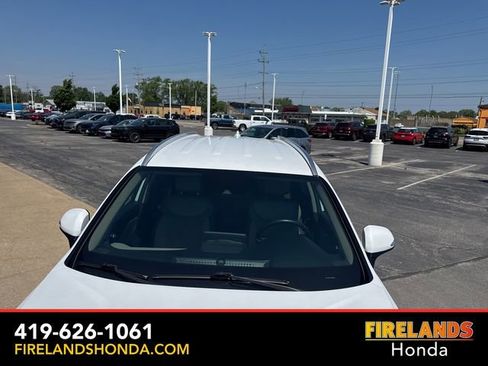 Used 2023 Hyundai Santa Fe SEL FWD image 9