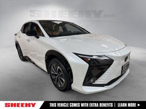 Certified 2023 Lexus RZ 450e Premium w/ Technology Package AWD/4WD image 1