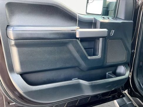 Used 2020 Ford F150 XLT w/ Equipment Group 302A Luxury AWD/4WD image 9