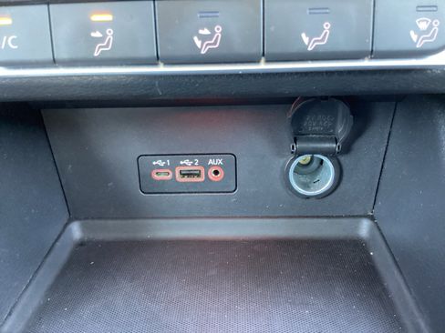 Used 2023 Nissan Sentra SV image 23