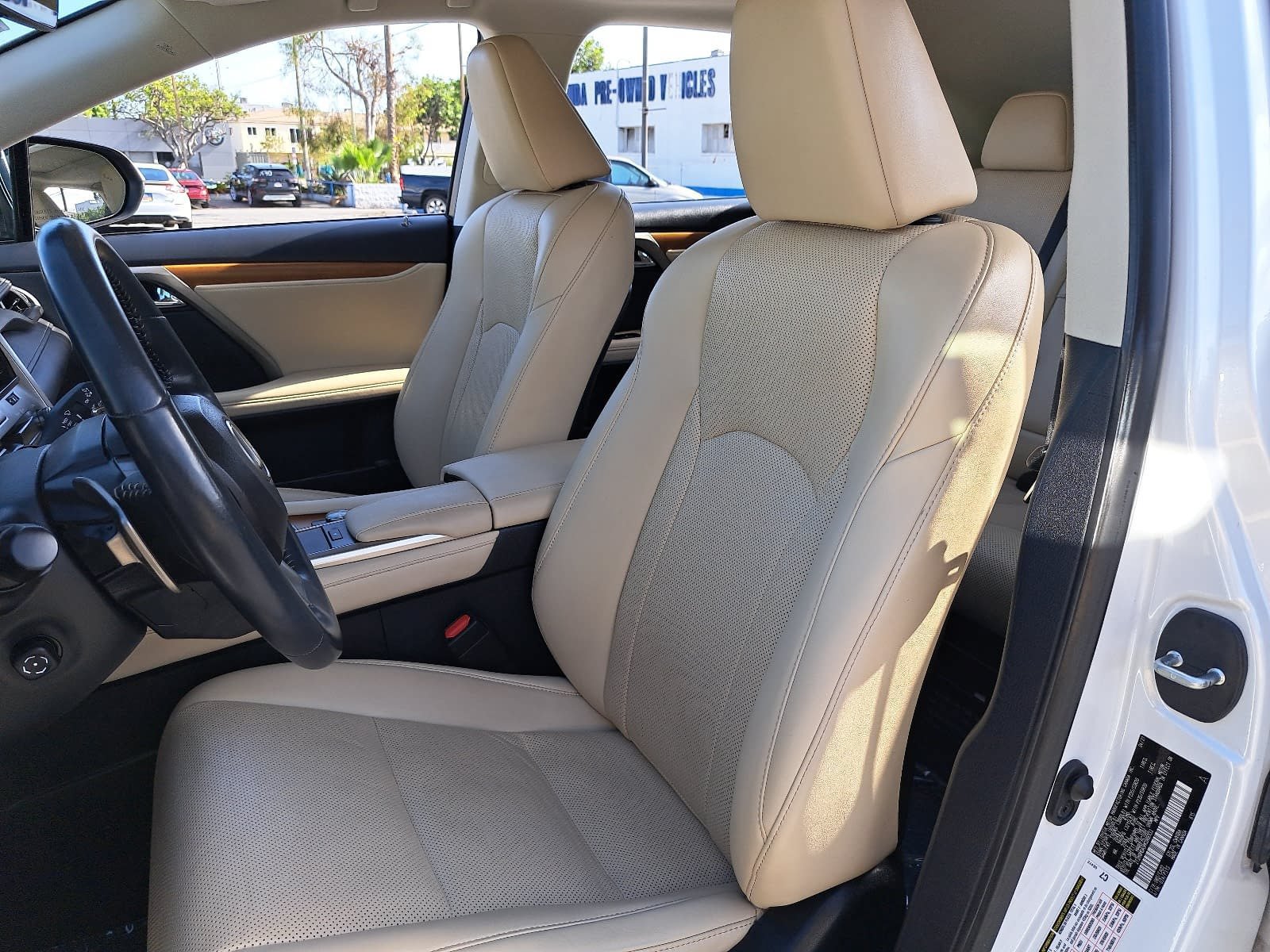 Used 2021 Lexus RX 450h AWD w/ Premium Package image 17