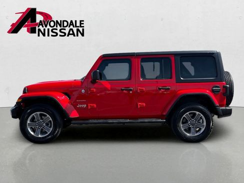 Used 2022 Jeep Wrangler Unlimited Sahara w/ Cold Weather Group AWD/4WD image 2