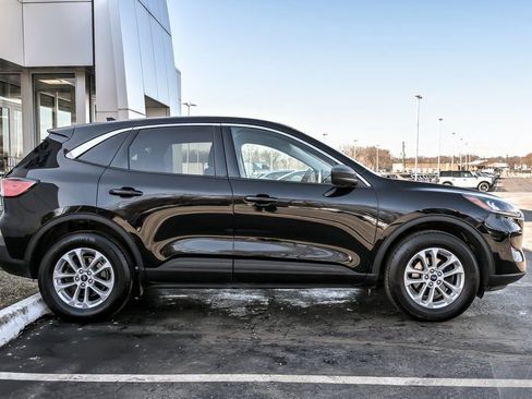 Used 2022 Ford Escape SE w/ Convenience Package image 9