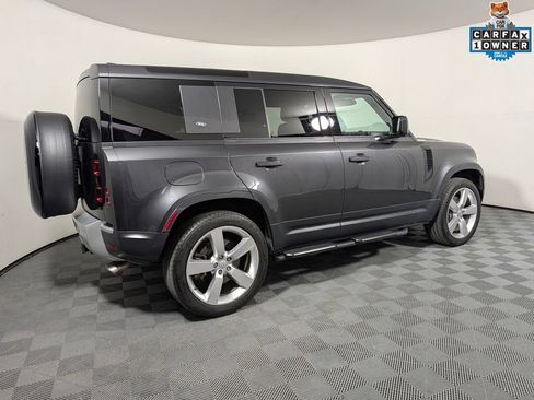 Used 2024 Land Rover Defender 110 SE AWD/4WD image 2