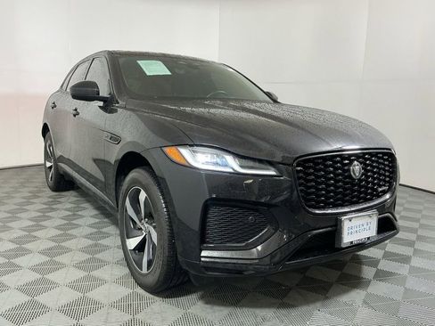 Used 2025 Jaguar F-PACE R-Dynamic S AWD/4WD image 4