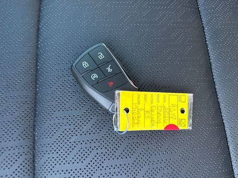 Used 2026 Chevrolet Equinox RS image 32