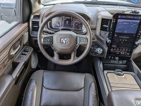 Used 2025 RAM 1500 Limited AWD/4WD image 16