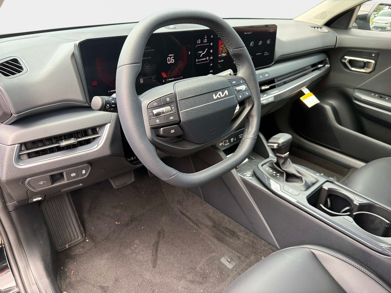 New 2026 Kia K4 EX FWD image 17