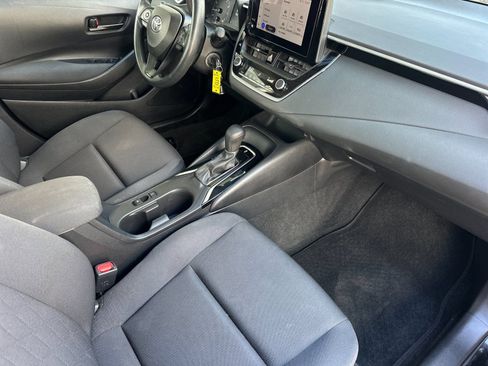 Used 2024 Toyota Corolla LE FWD image 14