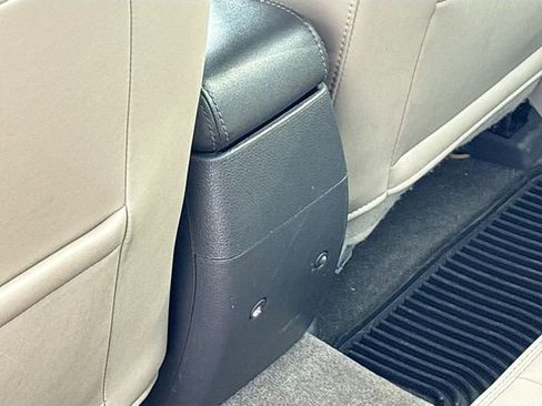 Used 2012 Ford Fusion SEL image 7