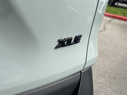 Used 2023 Toyota RAV4 XLE w/ Convenience Package FWD image 6