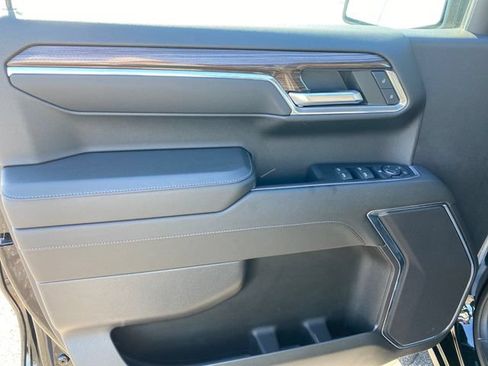 Certified 2024 Chevrolet Silverado 1500 LT AWD/4WD image 16