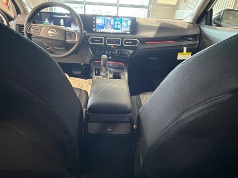 New 2026 Nissan Sentra SV w/ SV Convenience Package FWD image 31