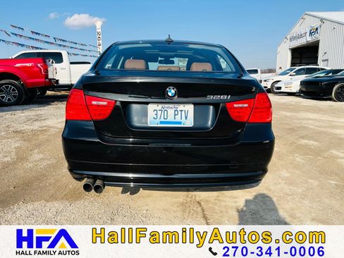 Used 2011 BMW 328i Sedan RWD image 4